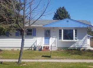1914 22nd Ave S, Grand Forks, ND 58201