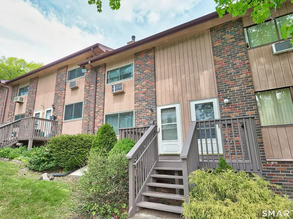 228 Oakville Avenue #D, Waterbury, CT 06708