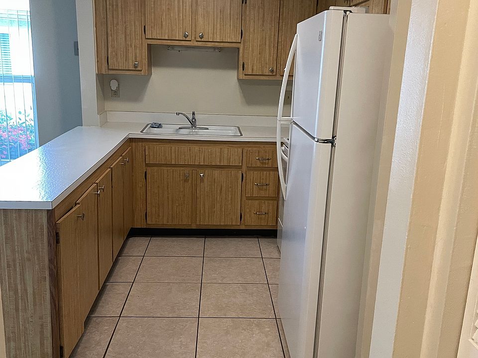 1st image of 21150 Gertrude Ave APT N4