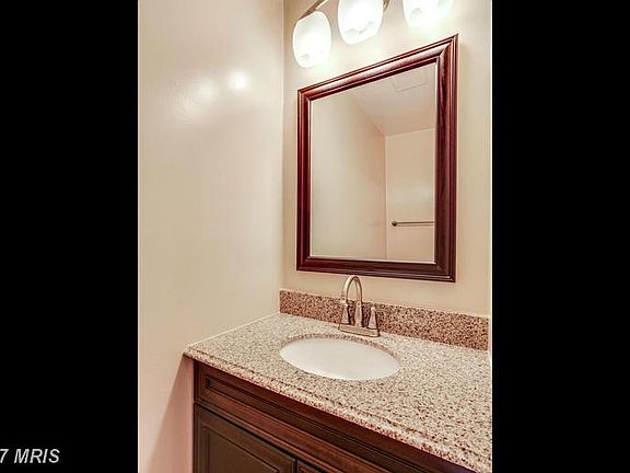 5th image of 7647 Wolford Way