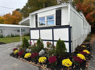 270 Littleton Rd TRAILER 56, Chelmsford, MA 01824