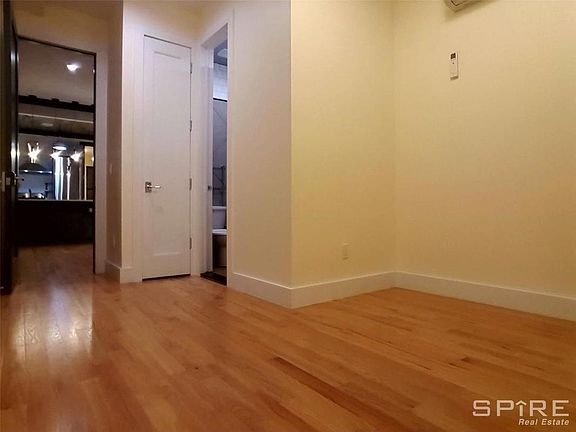 4th image of 186 E 2nd St APT 3