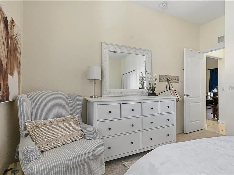819 Fairwaycove Ln #204 — Photo 16