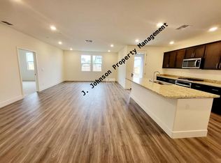917 Pipit St, Lathrop, CA 95330