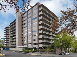 2323 SW Park Pl UNIT 302, Portland, OR 97205