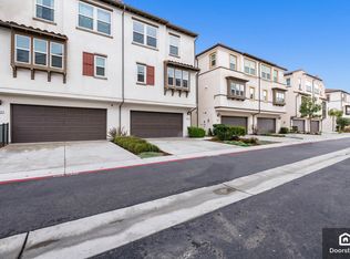 306 S Quadrilateral Way, Anaheim, CA 92802