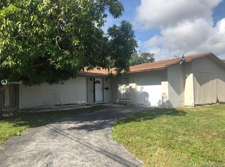 16010 SW 103rd Pl, Miami, FL 33157