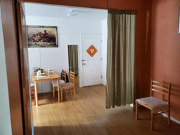 4th image of 2595 Ocean Ave #2B