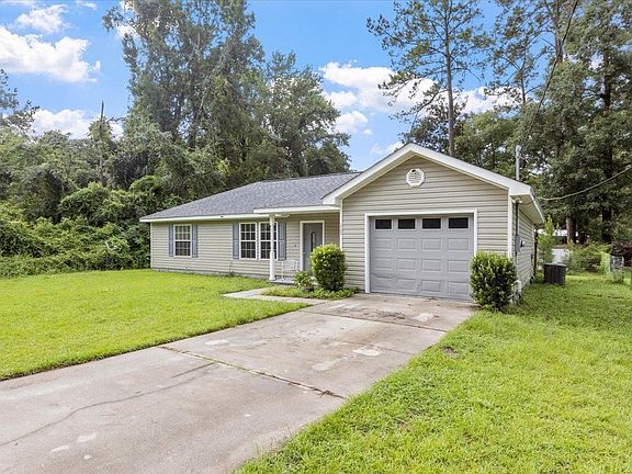 2nd image of 1723 Canyon Creek Dr