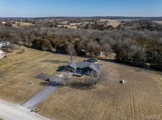 11316 Dove Ridge Rd, Hannibal, MO 63401