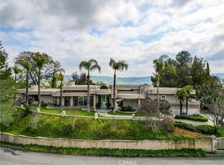 297 Edgemont Dr, Redlands, CA 92373