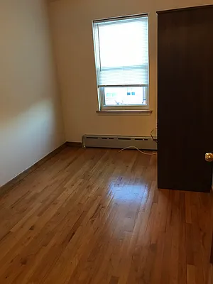 Rented by Thermos Realty & Management Inc | media 42