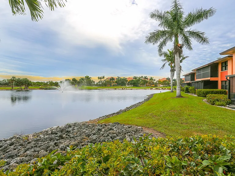 1522 Mainsail Dr #2 — Photo 8