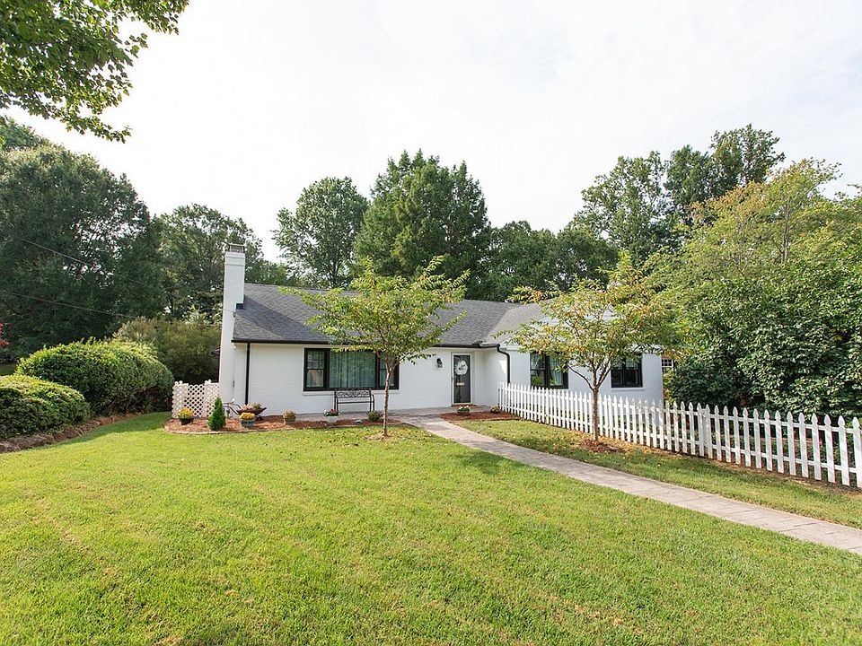 1st image of 1451 Northwood Cir