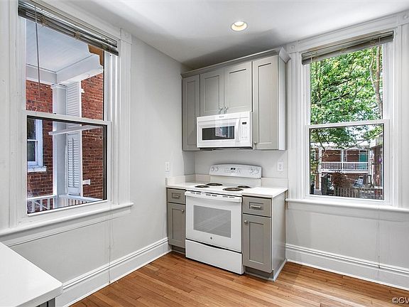 5th image of 2519 Grove Ave