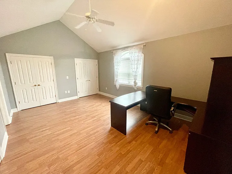 18 Charleston Cir — Photo 17