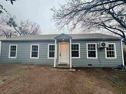 2142 Avenue F Photo 1