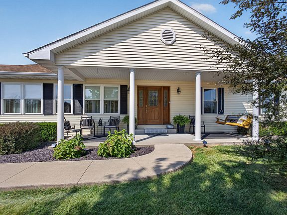 5th image of 8930 Audrain Rd E #102