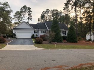 4 Moore Dr, Pinehurst, NC 28374