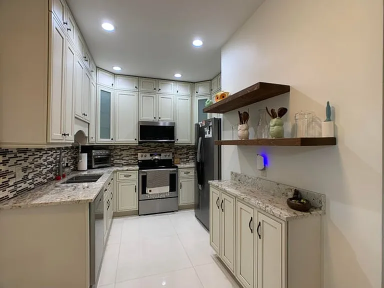 10465 Mateo Ct — Photo 1