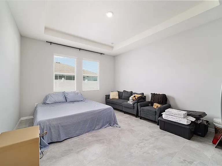 8521 SW 59th Ter — Photo 12