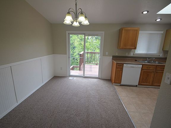 4th image of 1422 85th Dr NE