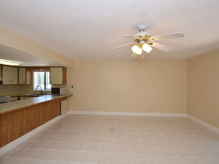 15 Florida Park Dr N #6 — Photo 10