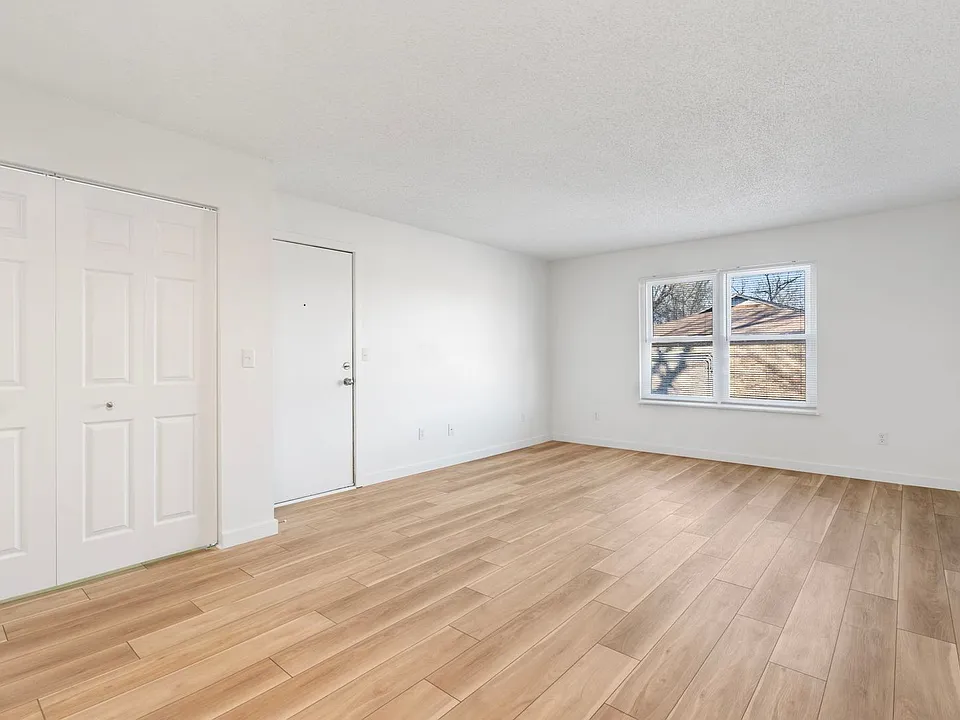 Southcreek Apartments