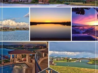 17101 N Island Cir, Bennington, NE 68007