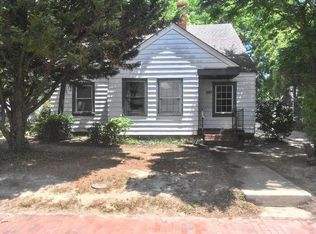 305 N Boundary St APT B, Williamsburg, VA 23185