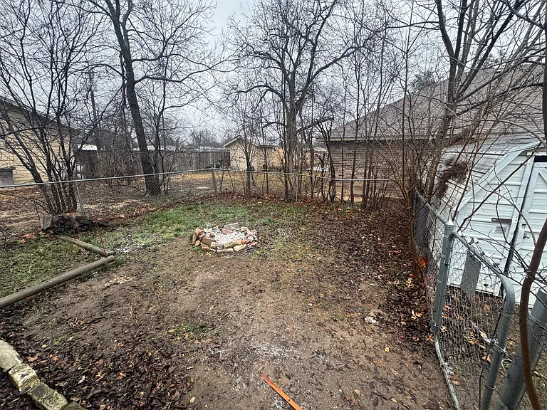 467 N Paddock St — Photo 8