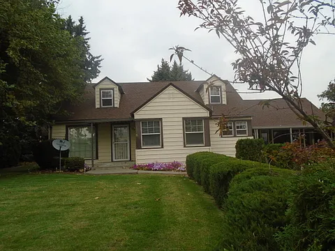 1013 S 38th Ave