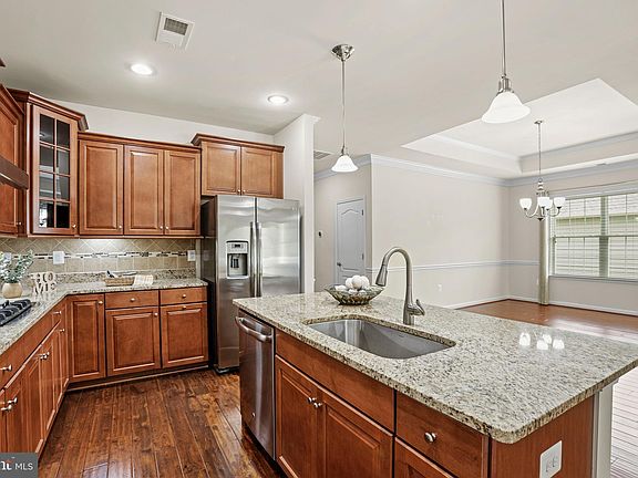 3rd image of 5914 S Mills Manor Ct