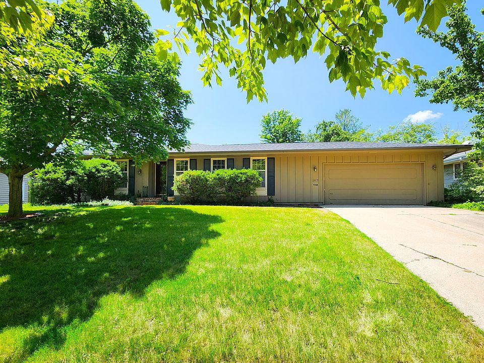 1st image of 2817 Northwood Dr