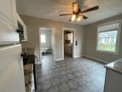 4th image of 536 4th St #536