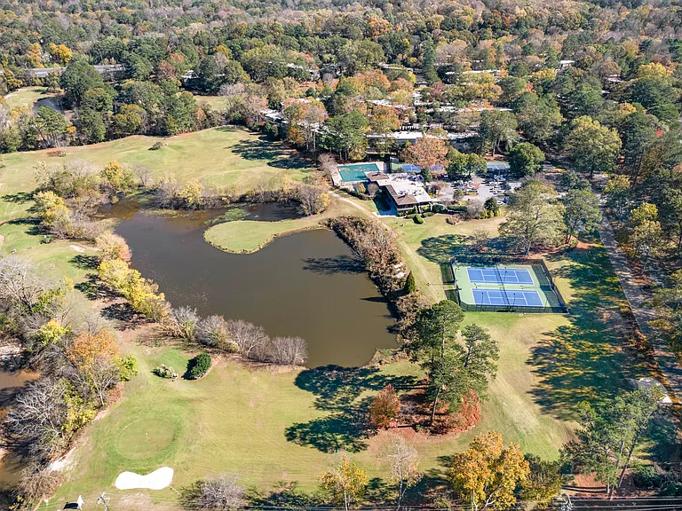 18 hole golf course