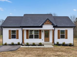 1015 Landing Ln LOT 1, Adams, TN 37010