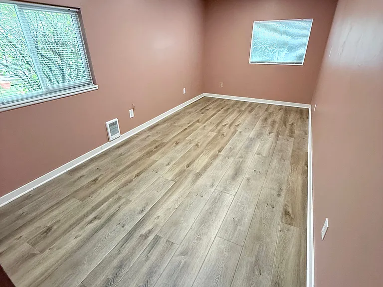 Lake Steilacoom Dr SW — Photo 5