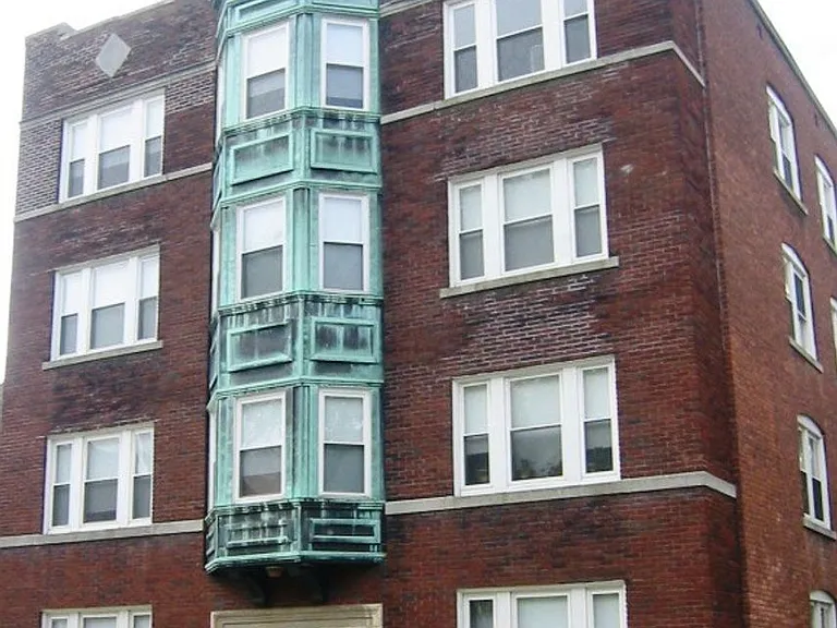 186 Belmont Ave — Photo 2