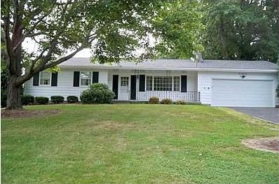 1st image of 132 Hillcrest Dr