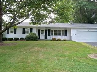 132 Hillcrest Dr, Hebron, OH 43025
