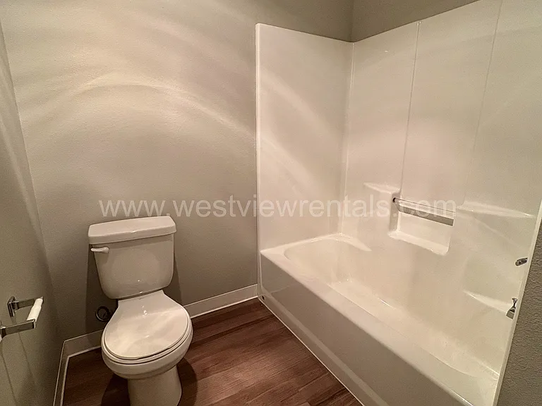 1010 Railroad Ave — Photo 114