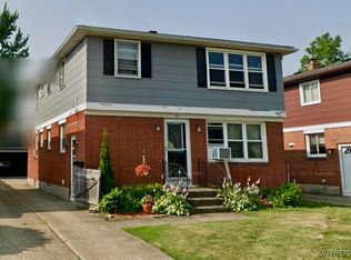 47 Tussing Ln, Tonawanda, NY 14150