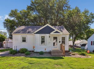 3909 E 8th St, Des Moines, IA 50316