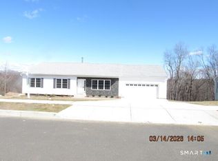 73 Warm Earth Rd, Naugatuck, CT 06770