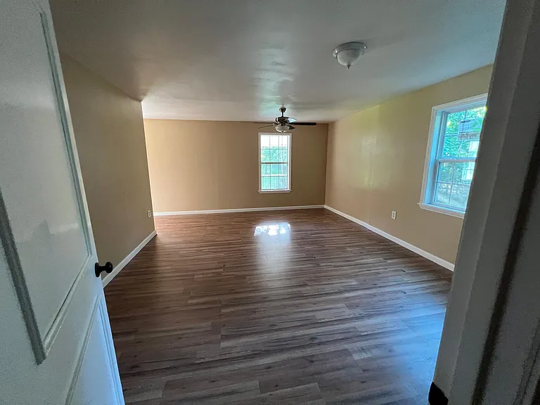 22031 White Oak Dr — Photo 7