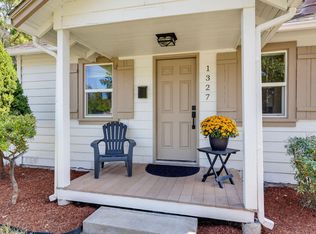 1327 NW Washington Blvd, Grants Pass, OR 97526