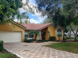 251 NW 118th Ave, Pompano Beach, FL 33071