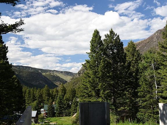 3rd image of 5 E Slope Rd