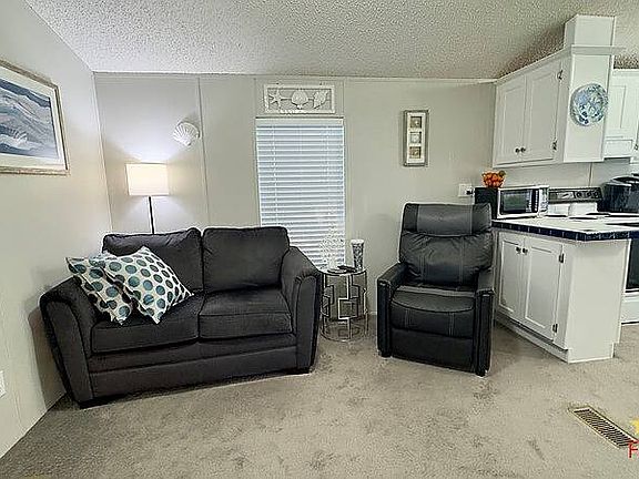 5th image of 3737 El Jobean Rd #11